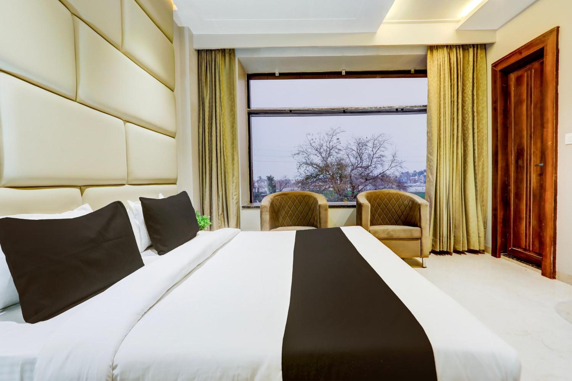 Hotel Super Collection O Belgacihia Near Kolkata Railway Station Gwalior Exterior foto
