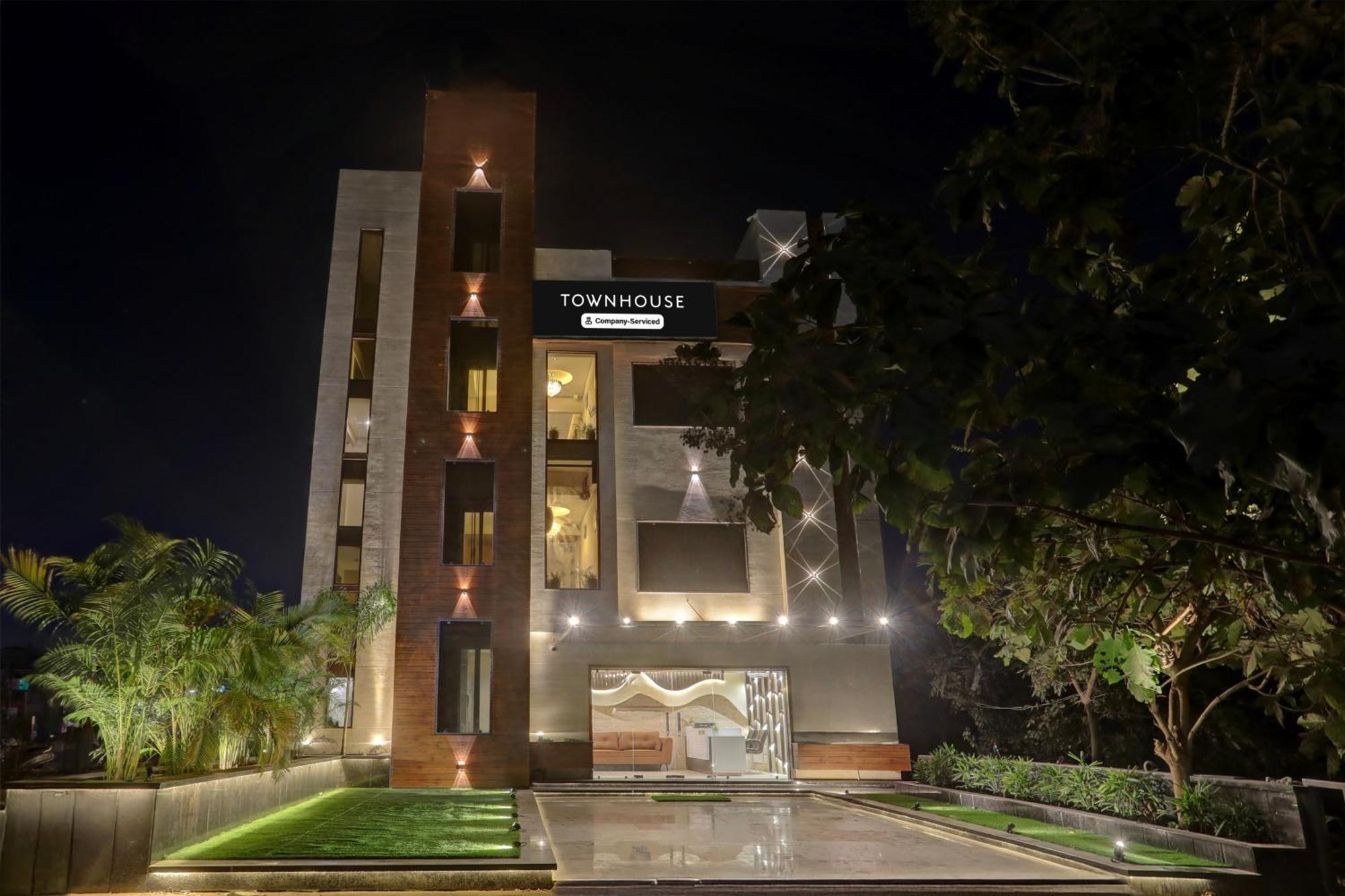 Hotel Super Collection O Belgacihia Near Kolkata Railway Station Gwalior Exterior foto