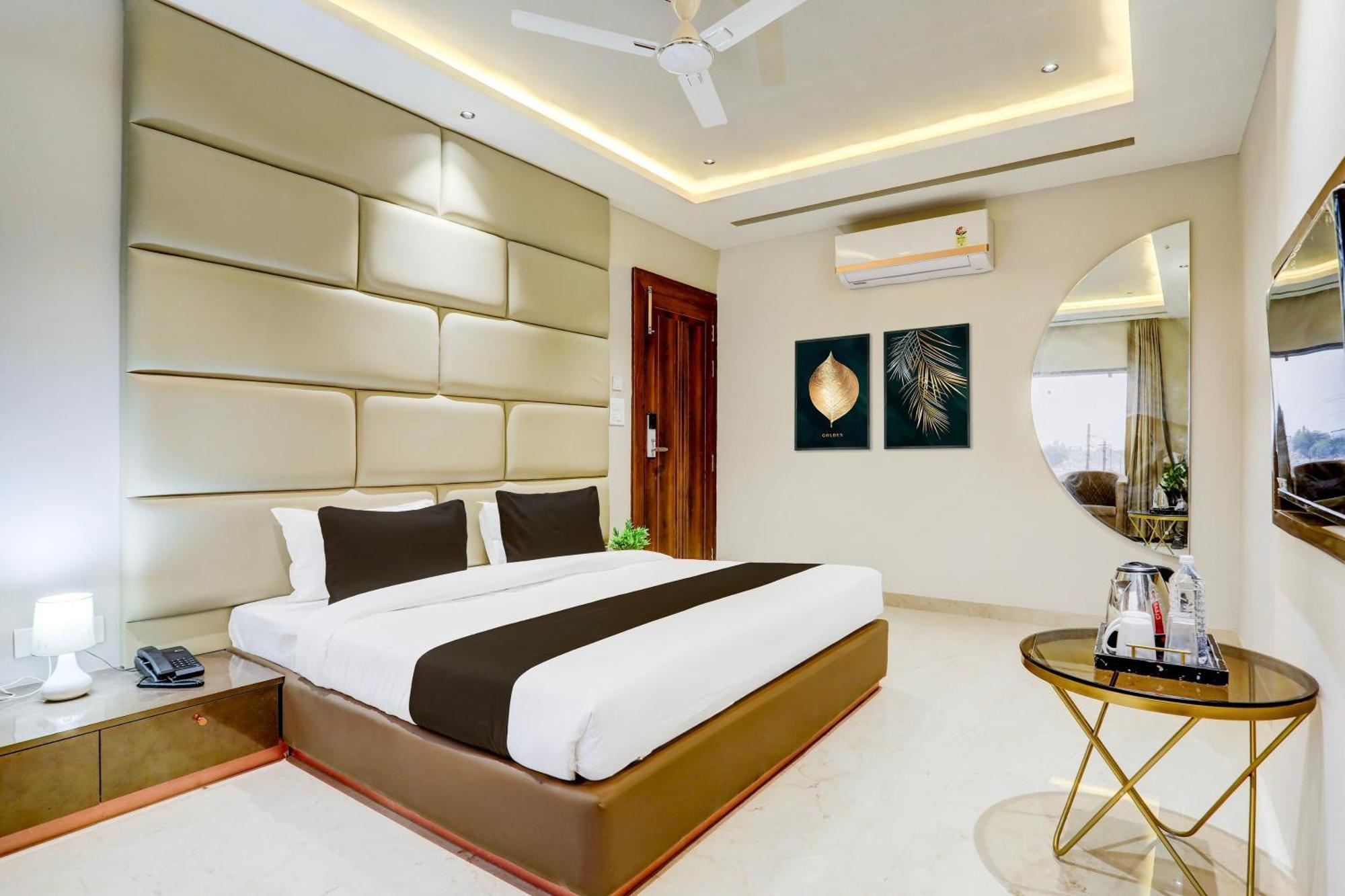 Hotel Super Collection O Belgacihia Near Kolkata Railway Station Gwalior Exterior foto